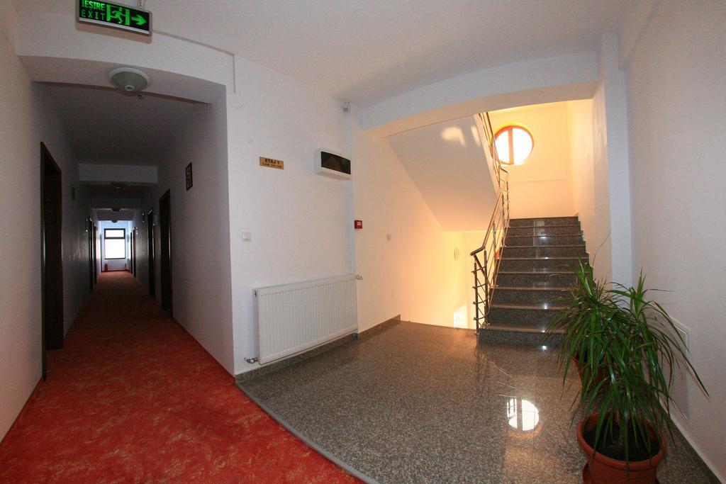 Hotel Promenada Mamaia Exteriör bild