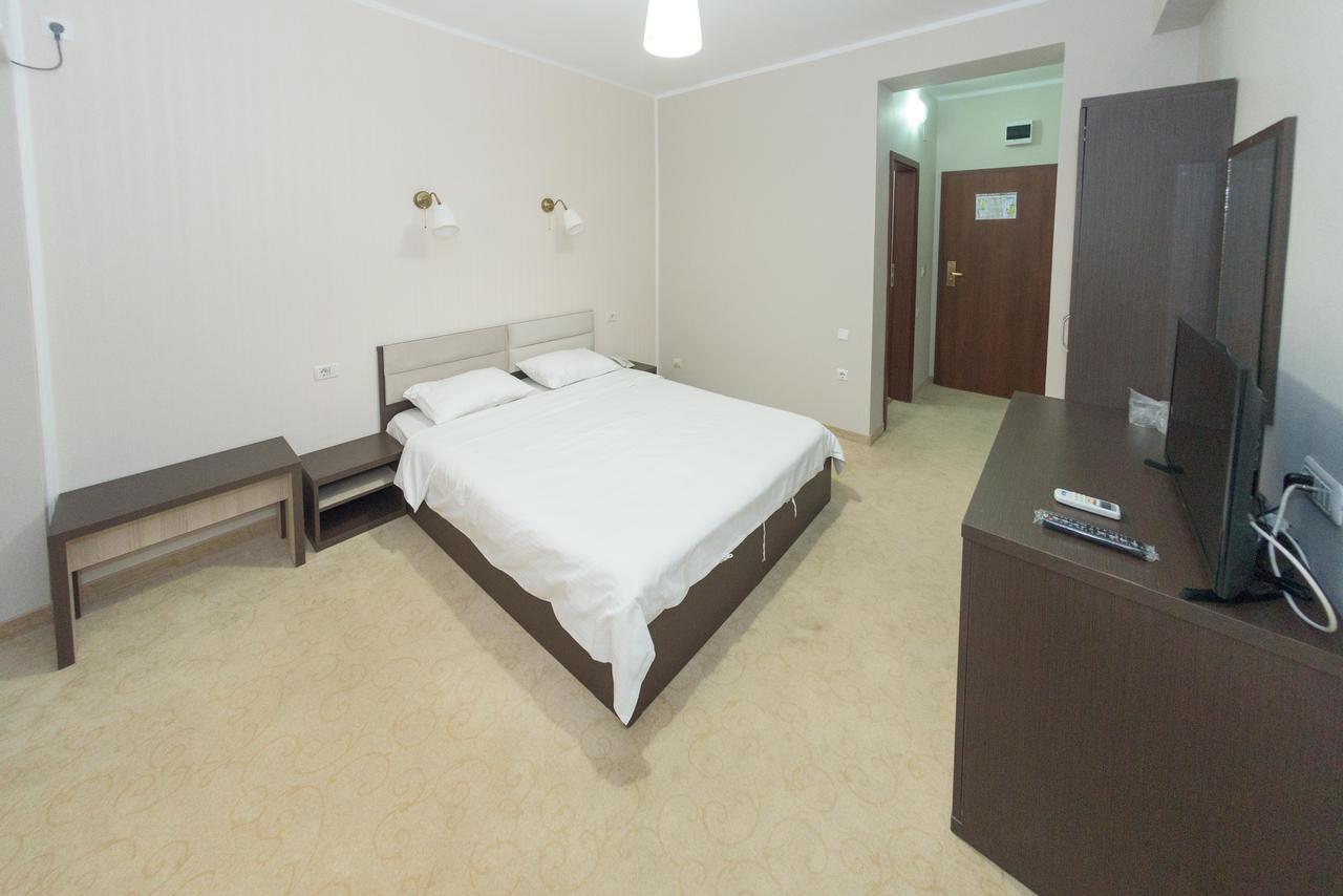 Hotel Promenada Mamaia Exteriör bild
