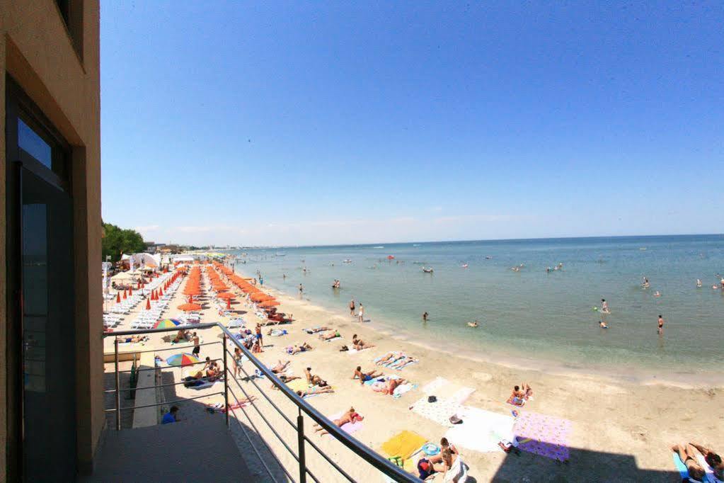 Hotel Promenada Mamaia Exteriör bild